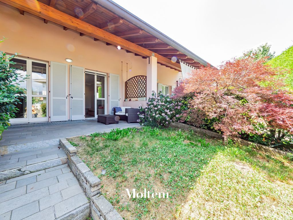 Property photo 2 of 41