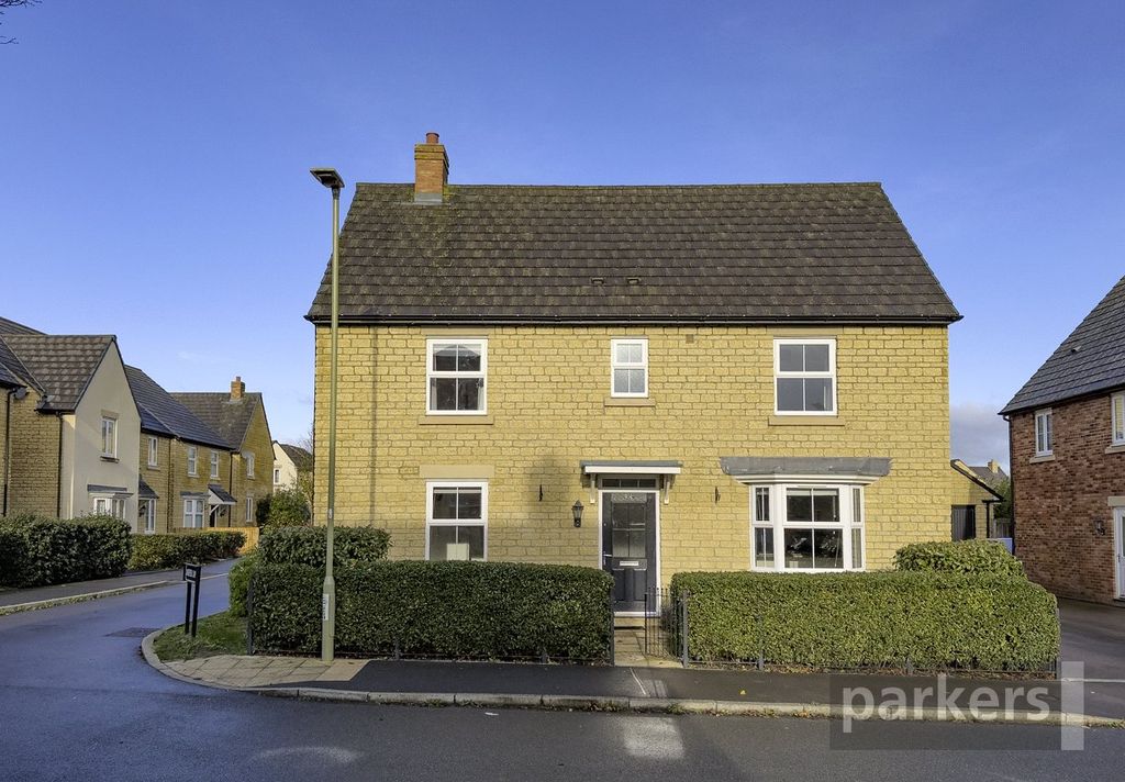 Property photo 1 of 33 Picture No. 54