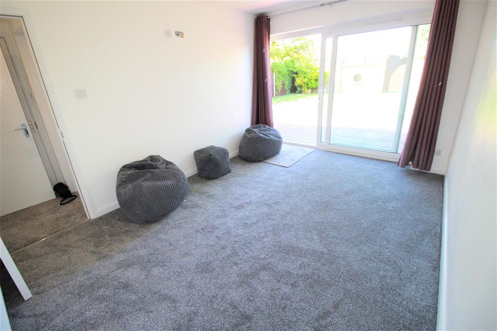 Property photo 3 of 17 Img_9614.Jpg
