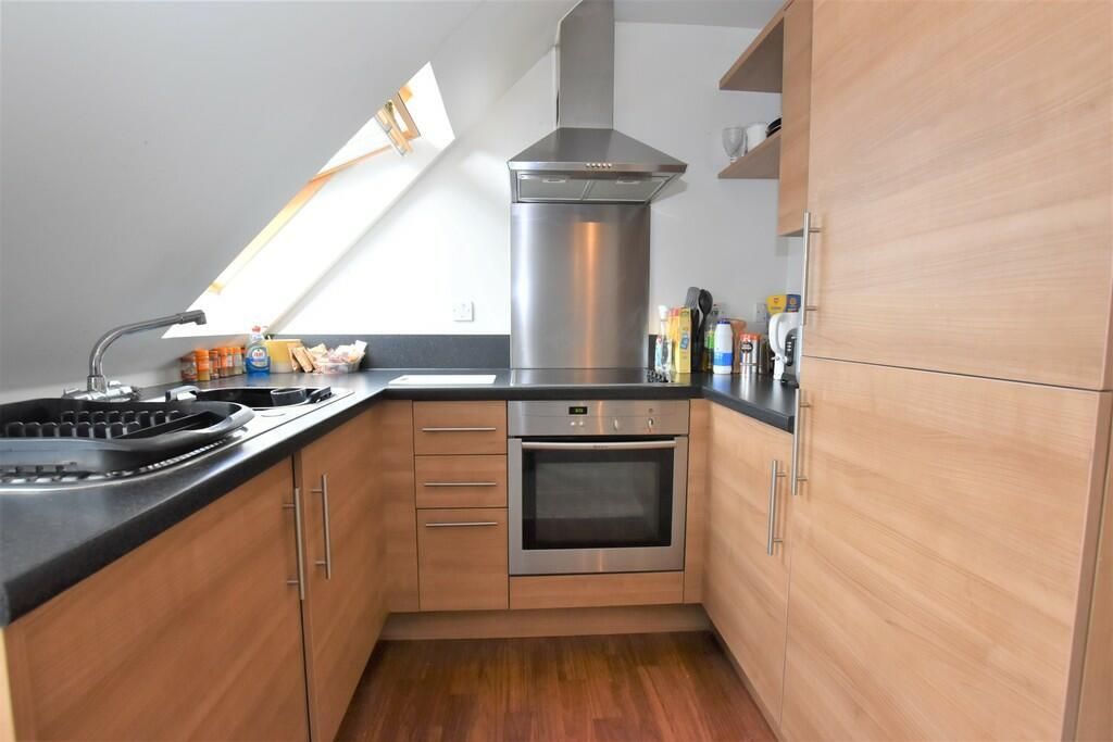Property photo 3 of 6 Kitchen
