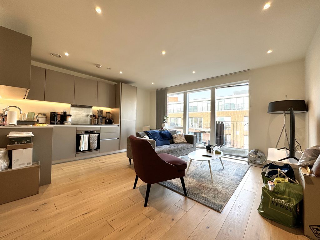 Property photo 1 of 14 One Bedroom Flat To Rent