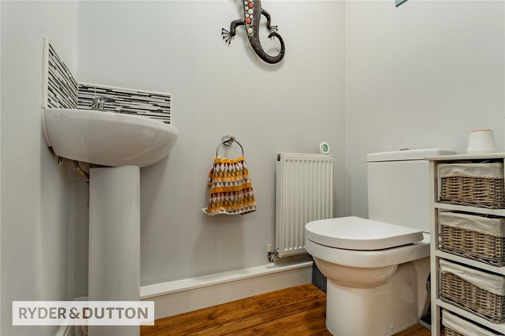 Property photo 3 of 20 Picture 3