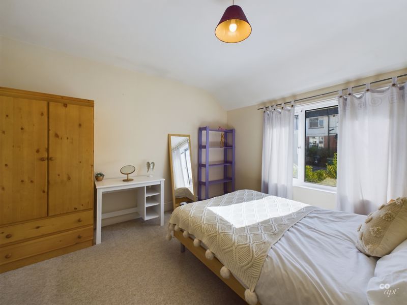 Property photo 2 of 10 Photo 3