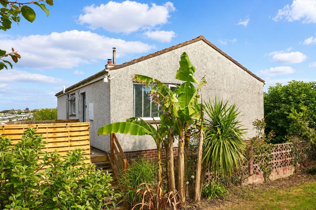 Property photo 1 of 23 External