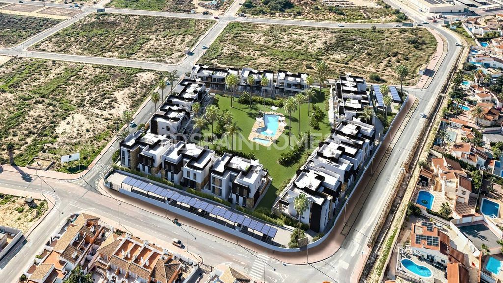 Property photo 2 of 33