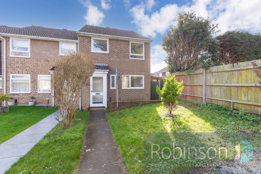 Property photo 1 of 16 17 Arkley Court-4