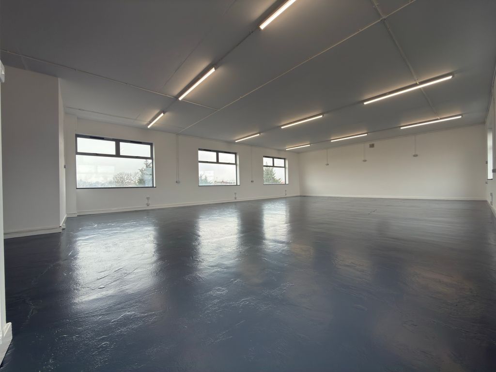 Property photo 3 of 4