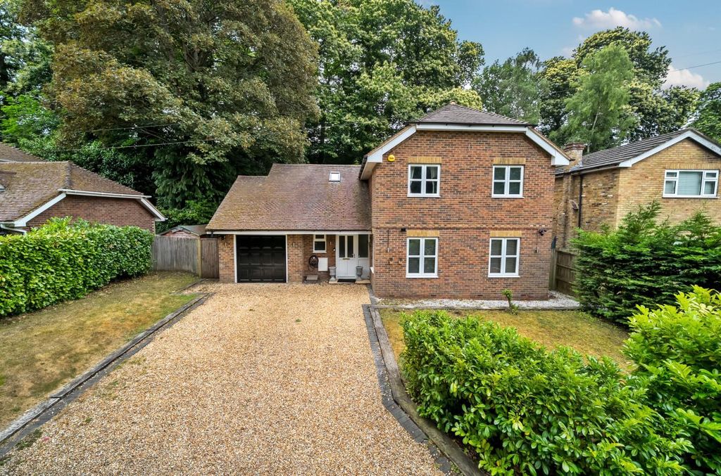 Property photo 1 of 24