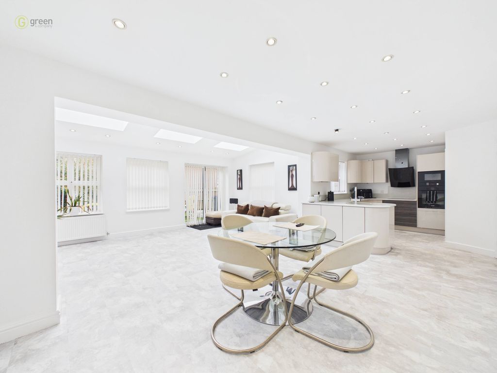 Property photo 2 of 25 Cam04914G0Pr0363Still011