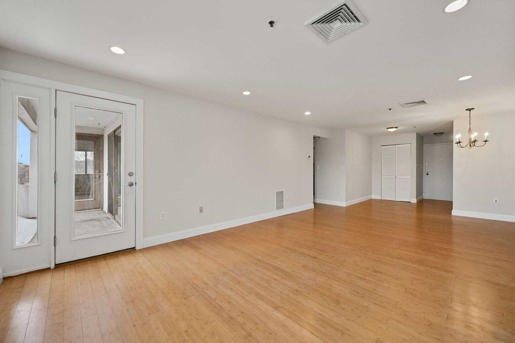 Property photo 2 of 29 <Alttext/>