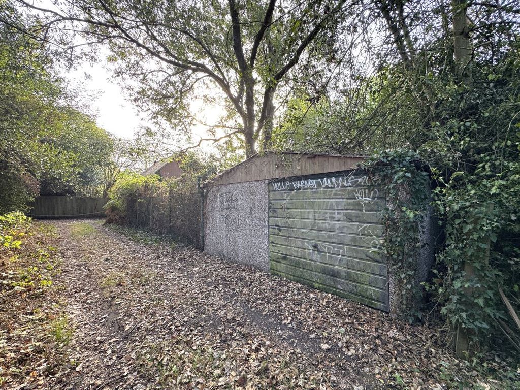 Property photo 1 of 4