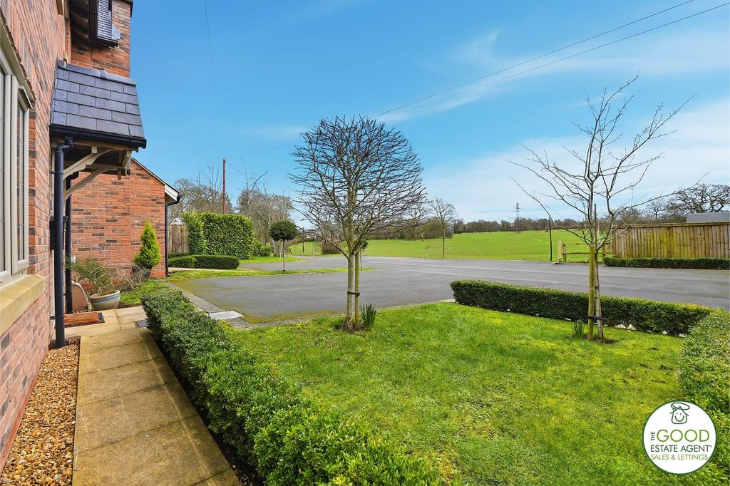 Property photo 3 of 38