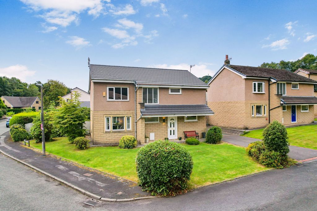 Property photo 1 of 51