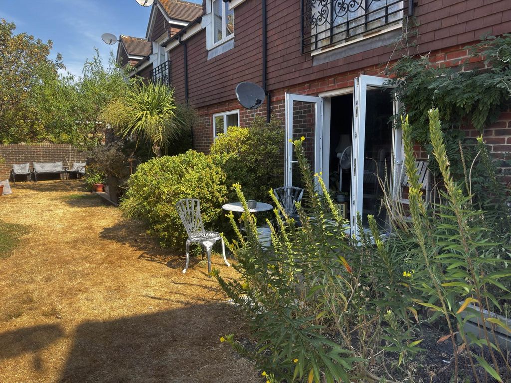 Property photo 2 of 13