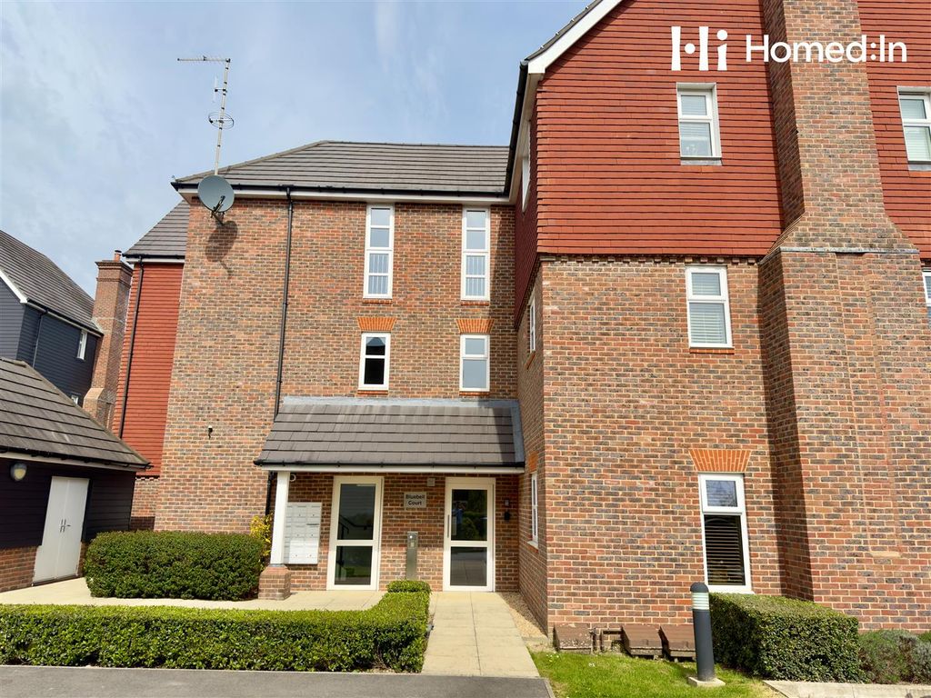 Property photo 1 of 19 Ezy Watermark_18-04-2026_05-47-32-8940Pm.Jpeg