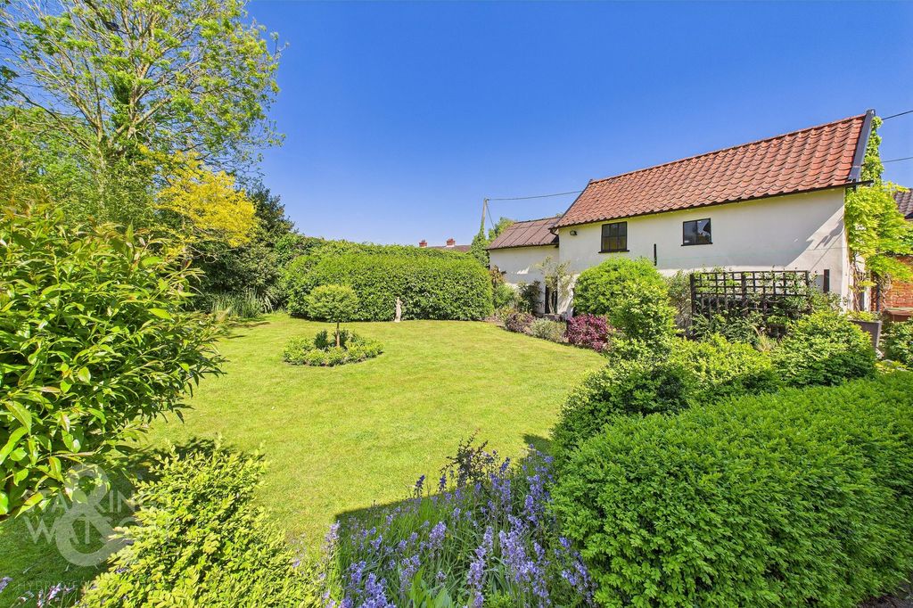 Property photo 1 of 31