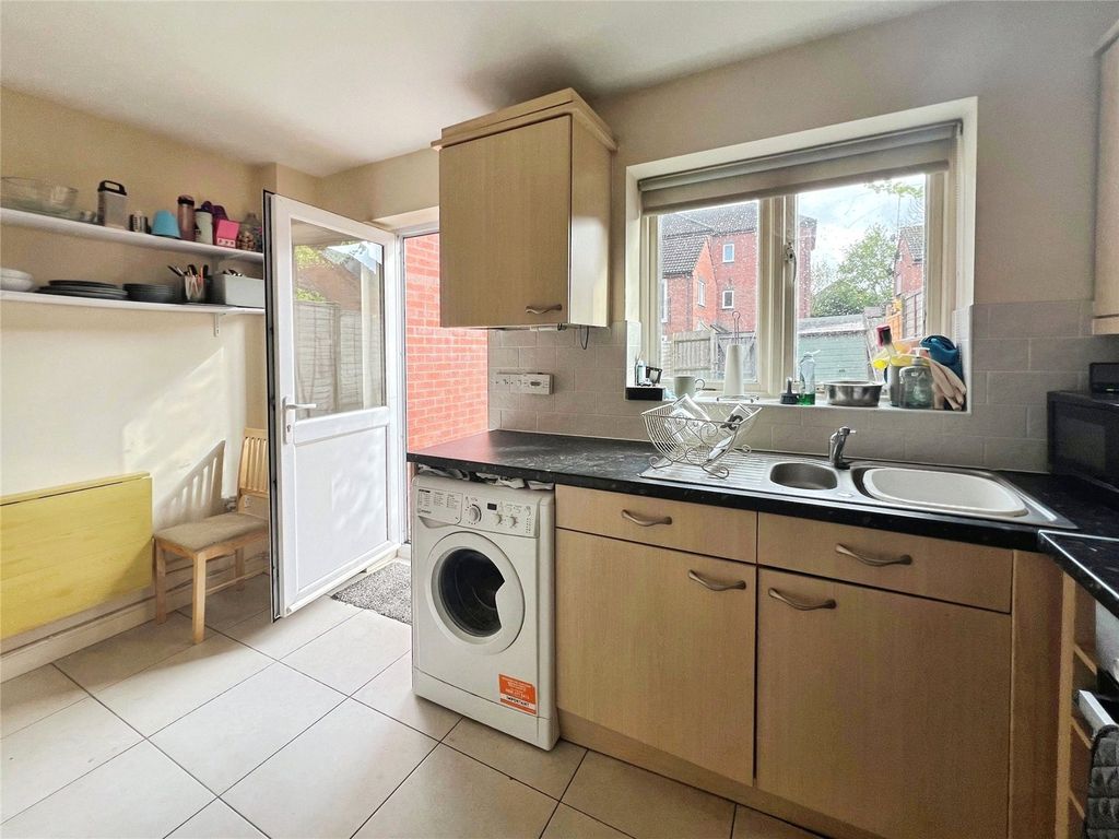 Property photo 3 of 13 Picture No. 11