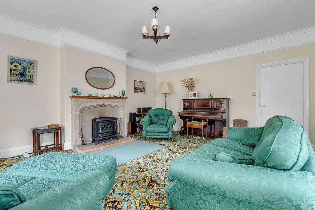 Property photo 3 of 41 Picture No. 06