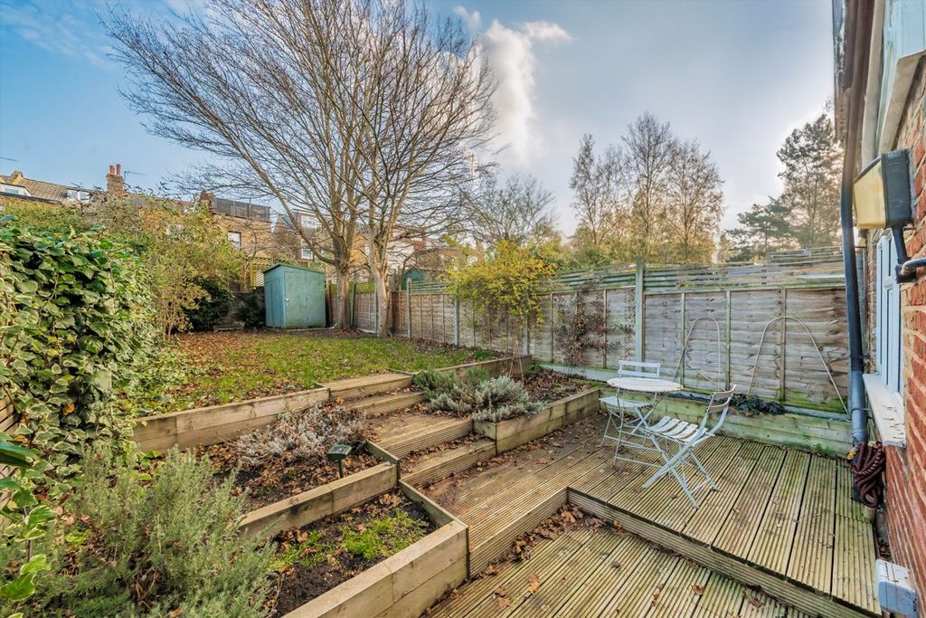 Property photo 3 of 5