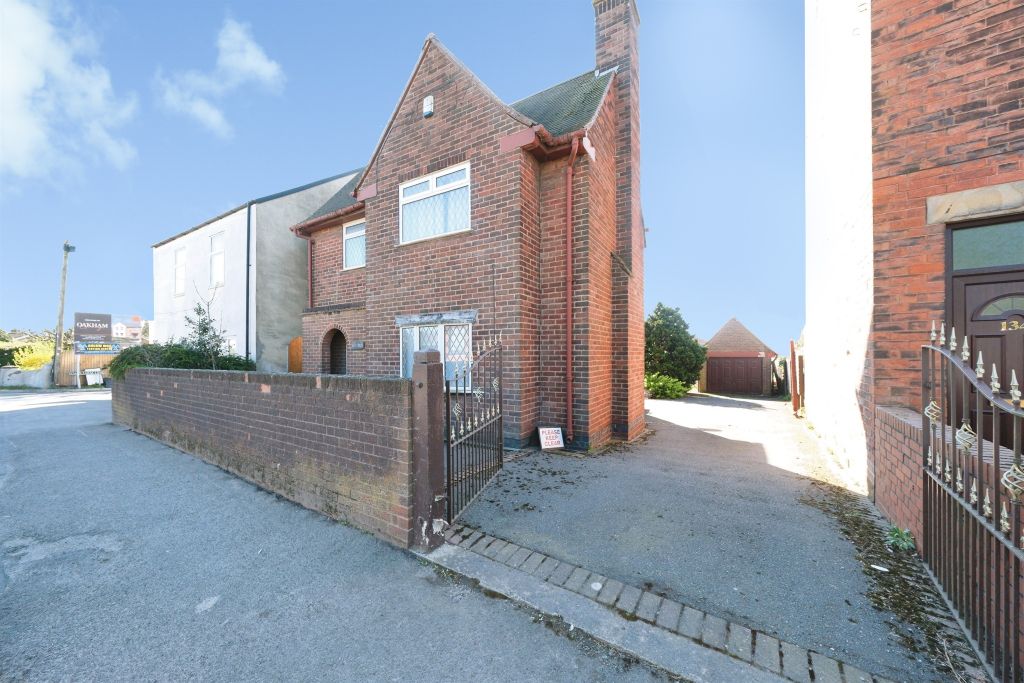 Property photo 1 of 18