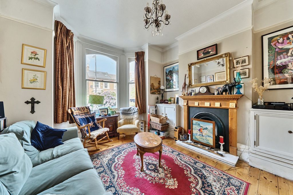 Property photo 2 of 19 Reception