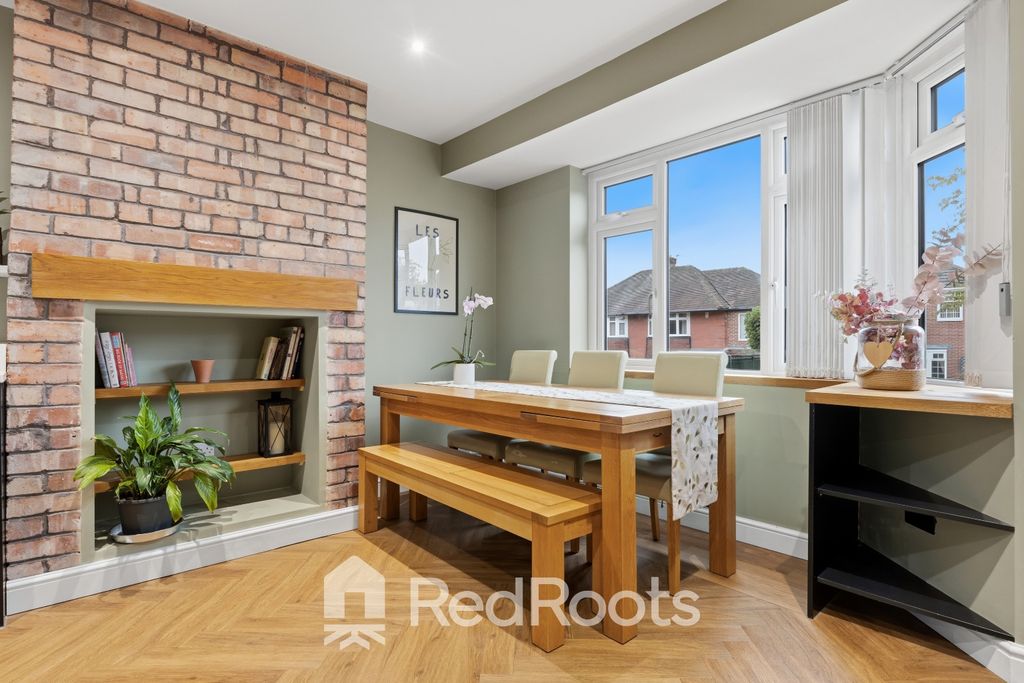 Property photo 3 of 19 5551624
