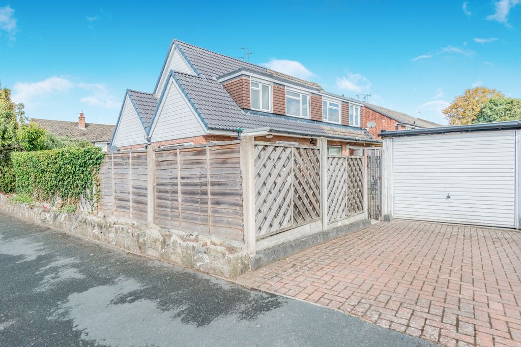 Property photo 3 of 19