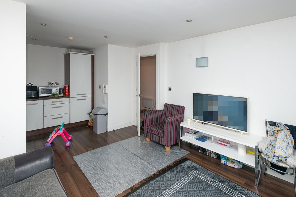 Property photo 3 of 19