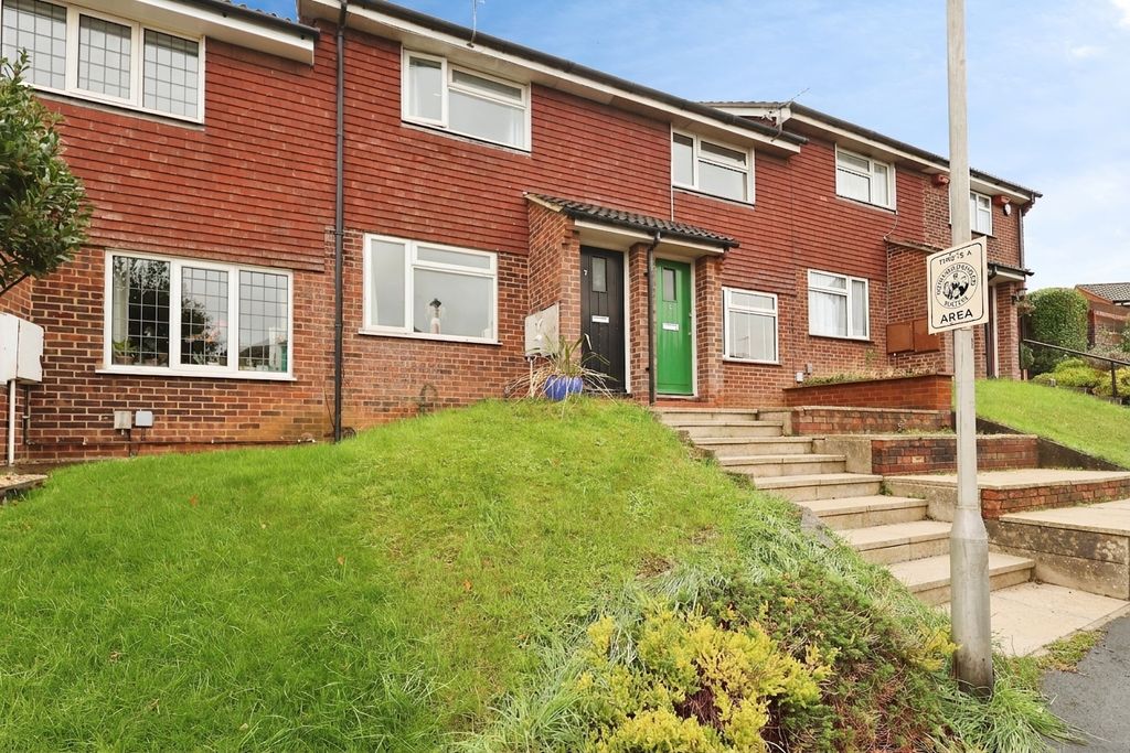 Property photo 1 of 27