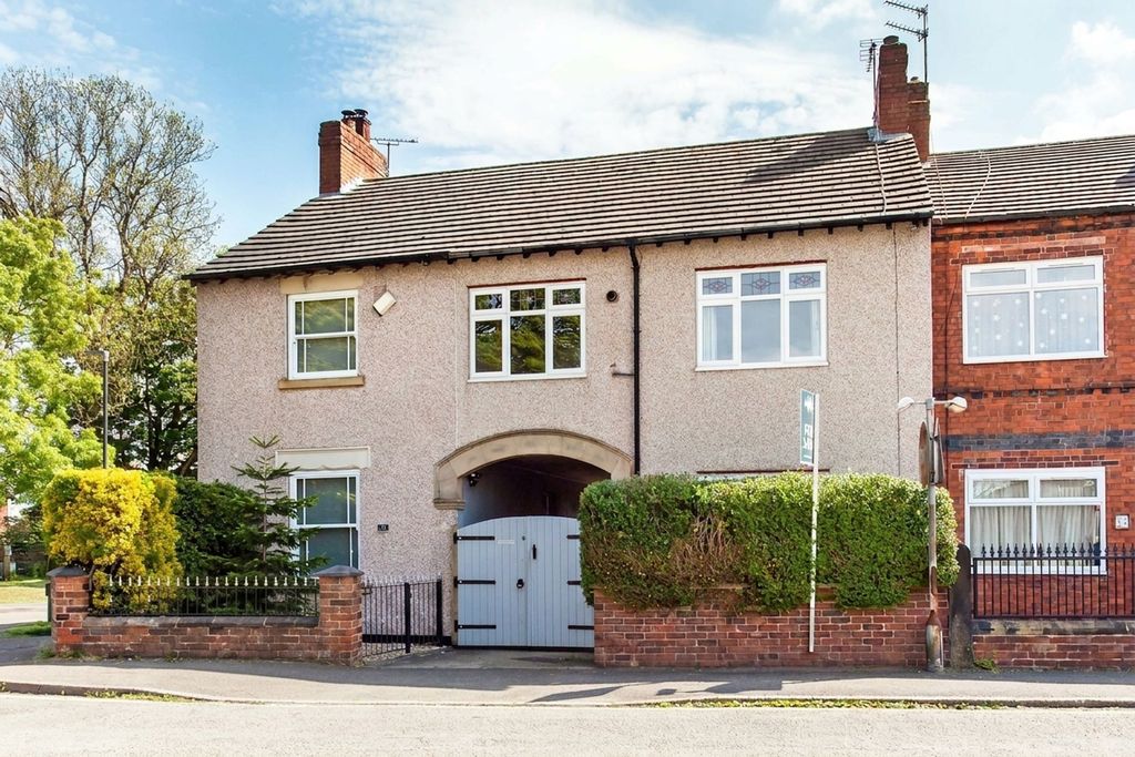 Property photo 1 of 30