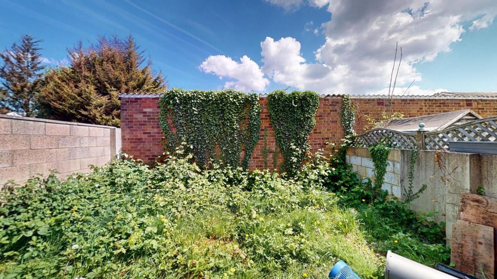 Property photo 3 of 4