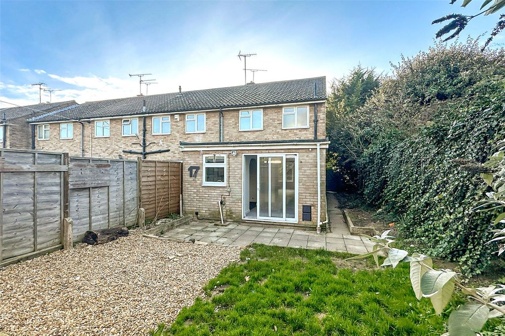 Property photo 3 of 16 Picture No. 17