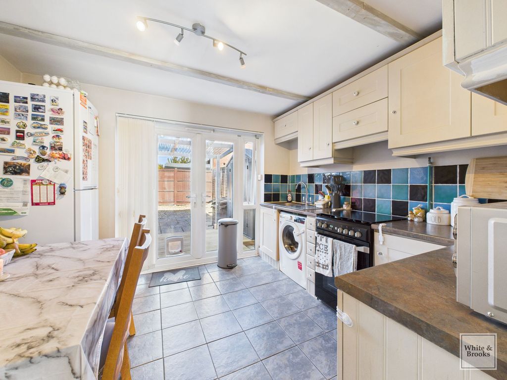 Property photo 3 of 16