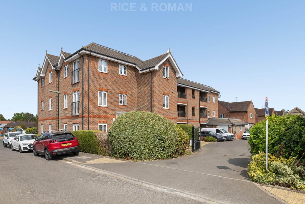 Property photo 1 of 10