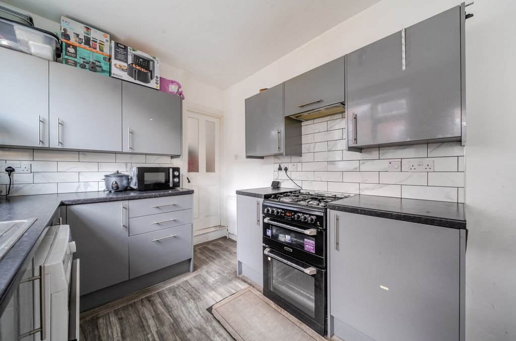 Property photo 2 of 10 1417476-6-699F3Fd...