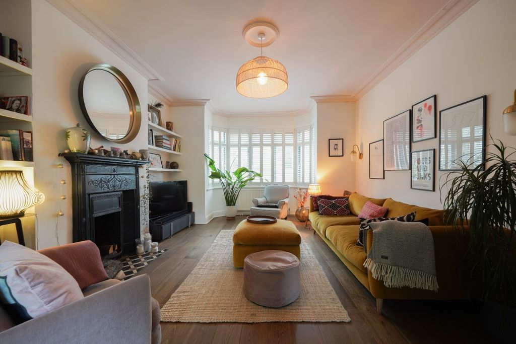 Property photo 2 of 26 5097571