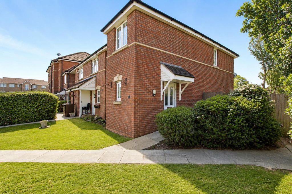 Property photo 1 of 16 B3Ae403E-7B5E-4c30-A8A3-3E98F4431Fcb.Png