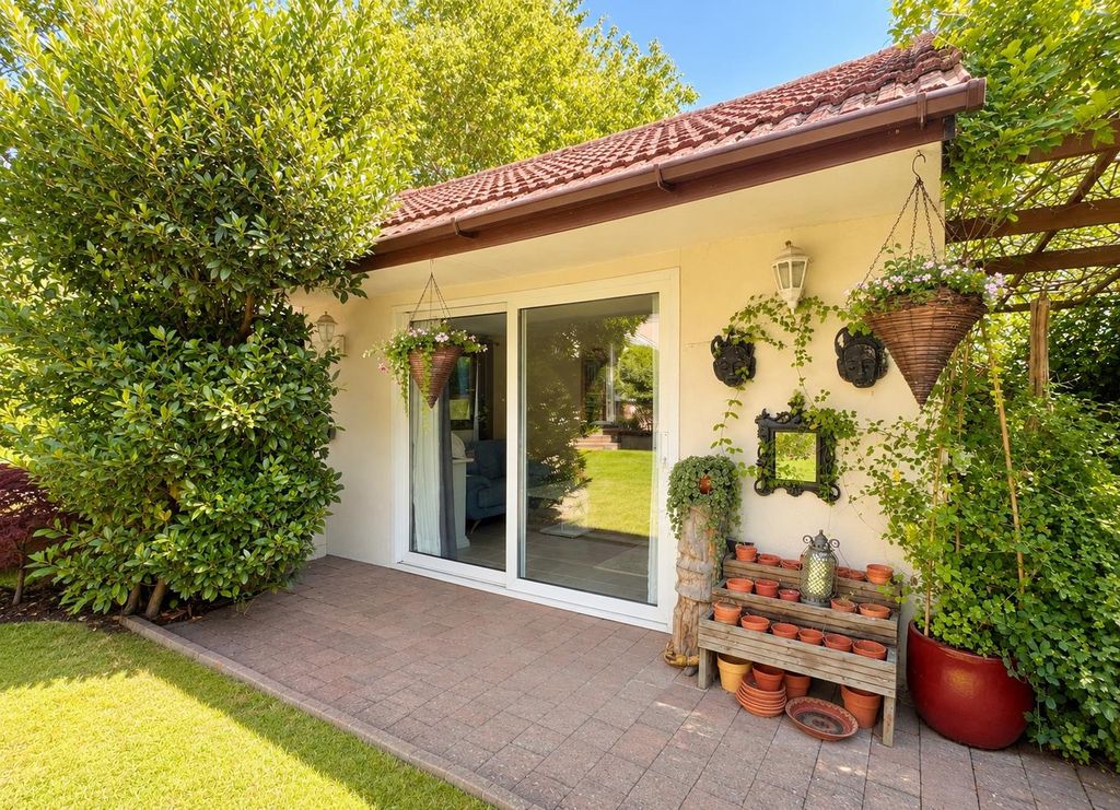 Property photo 3 of 32 D40434Df-724A-4Fb5-A69D-A5Ca11Ae0Ff9.Png