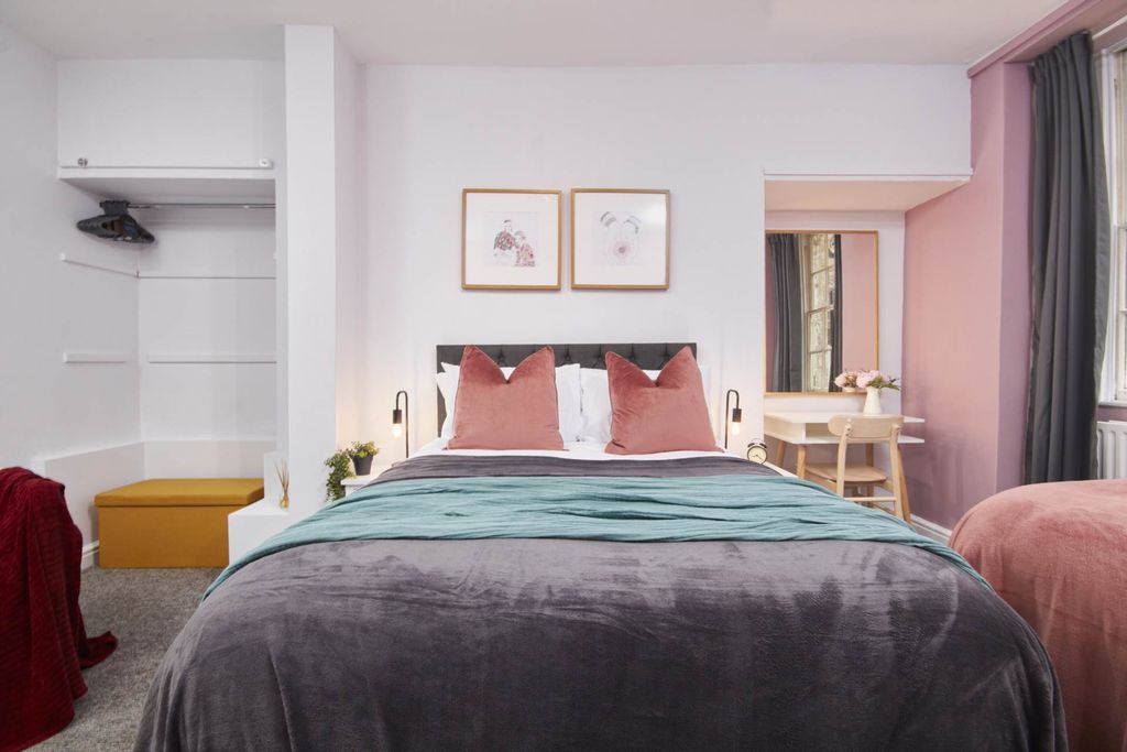 Property photo 3 of 16