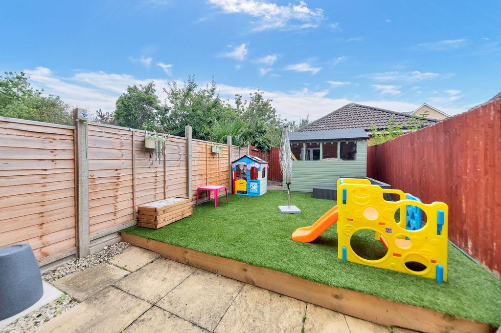 Property photo 2 of 15