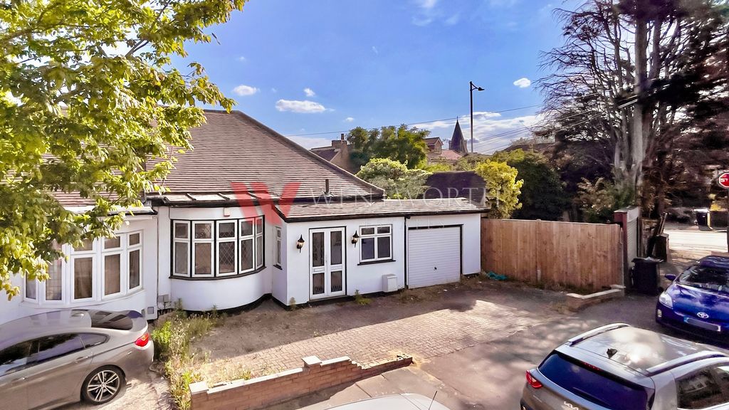 Property photo 2 of 23 Photo 6