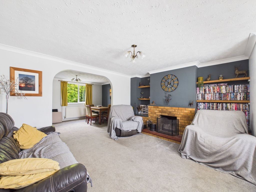Property photo 2 of 29