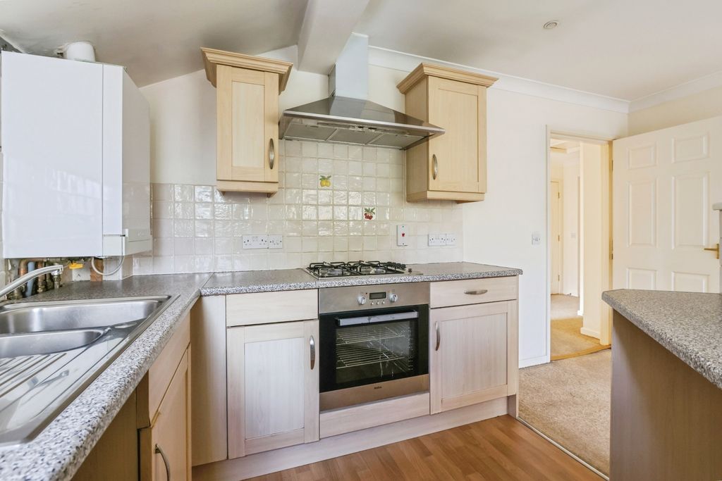 Property photo 3 of 17 Photo