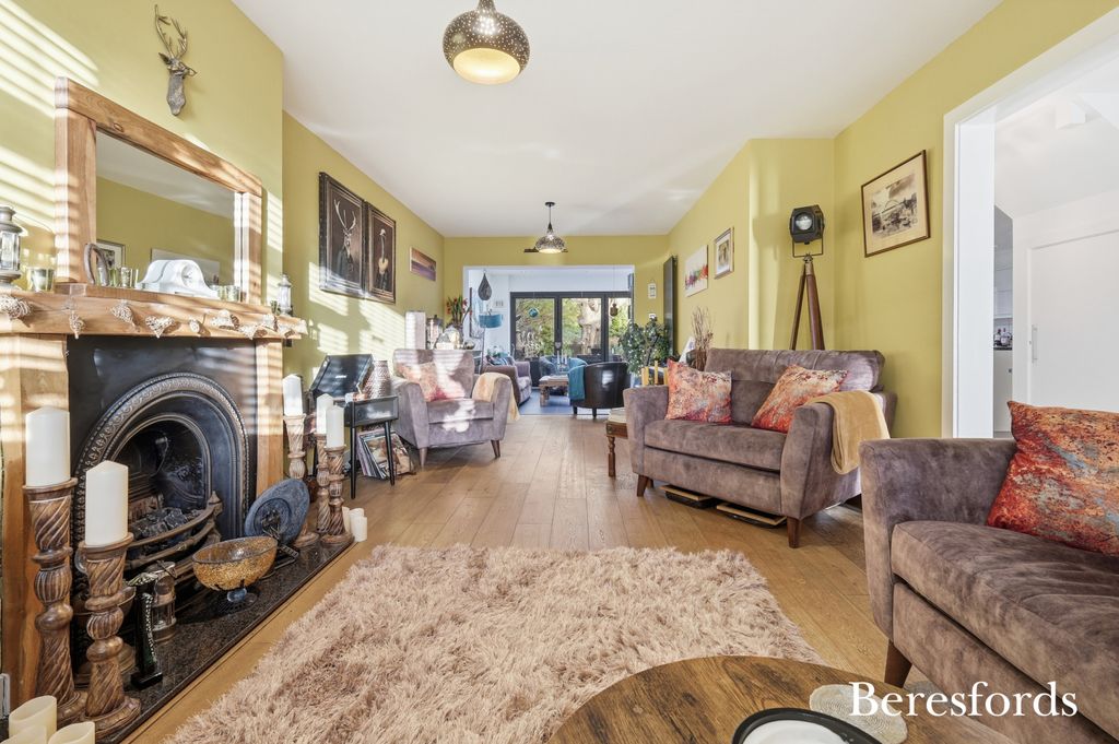 Property photo 3 of 25 Picture No. 19