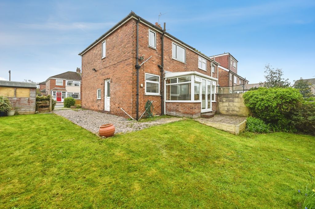 Property photo 2 of 15