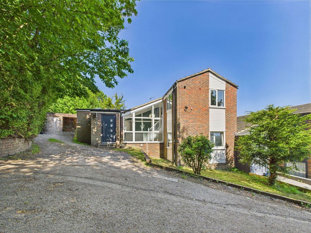 Property photo 1 of 20