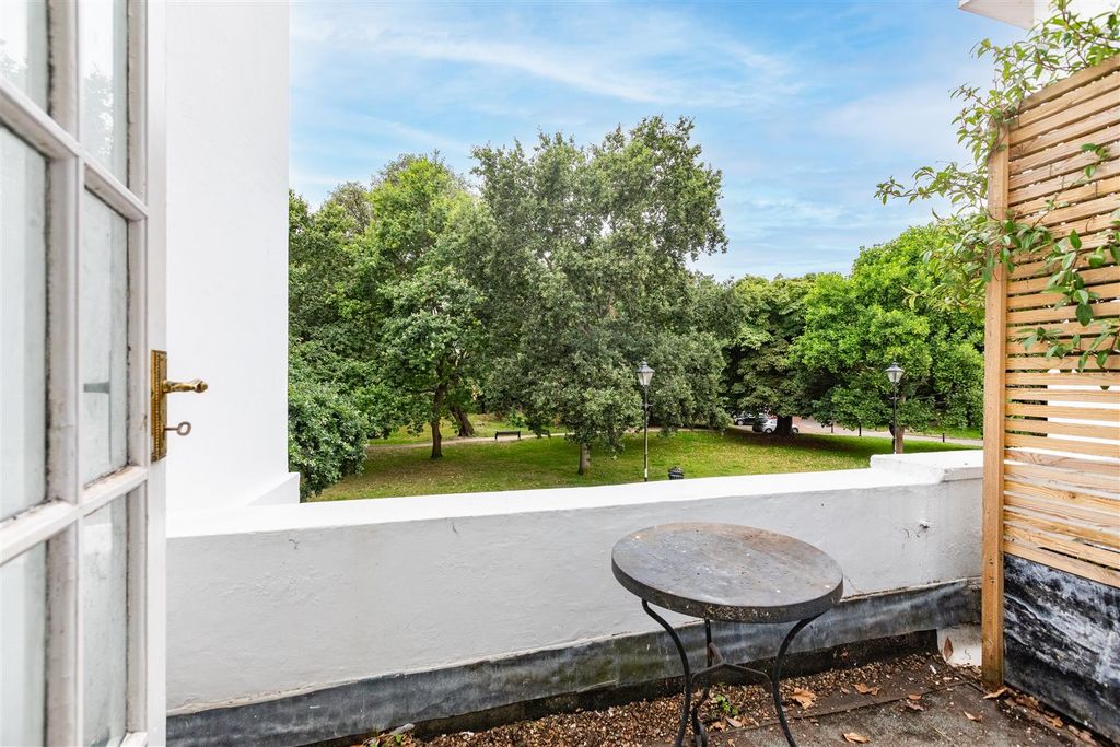 Property photo 1 of 8 Balcony