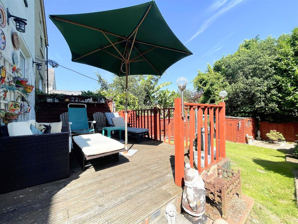 Property photo 1 of 19 Garden 1.Jpg