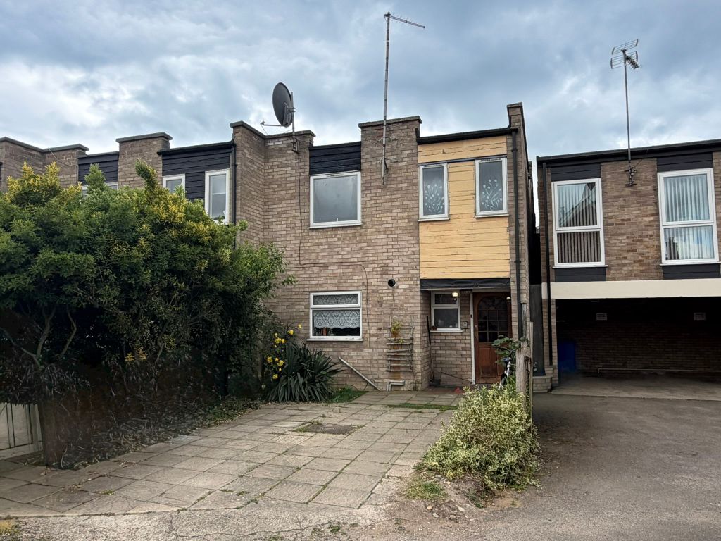 Property photo 2 of 9