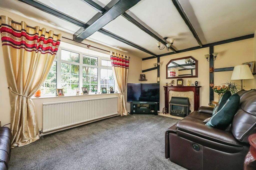 Property photo 2 of 19 Pbox-Img.Jpg
